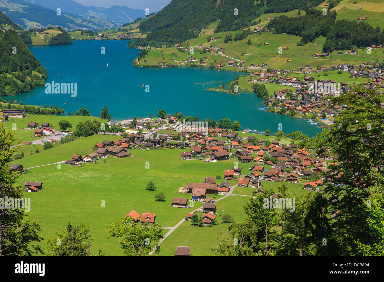 Blick auf Lungern und dem See entnommen Brunig Pass, Schweiz Stockfoto