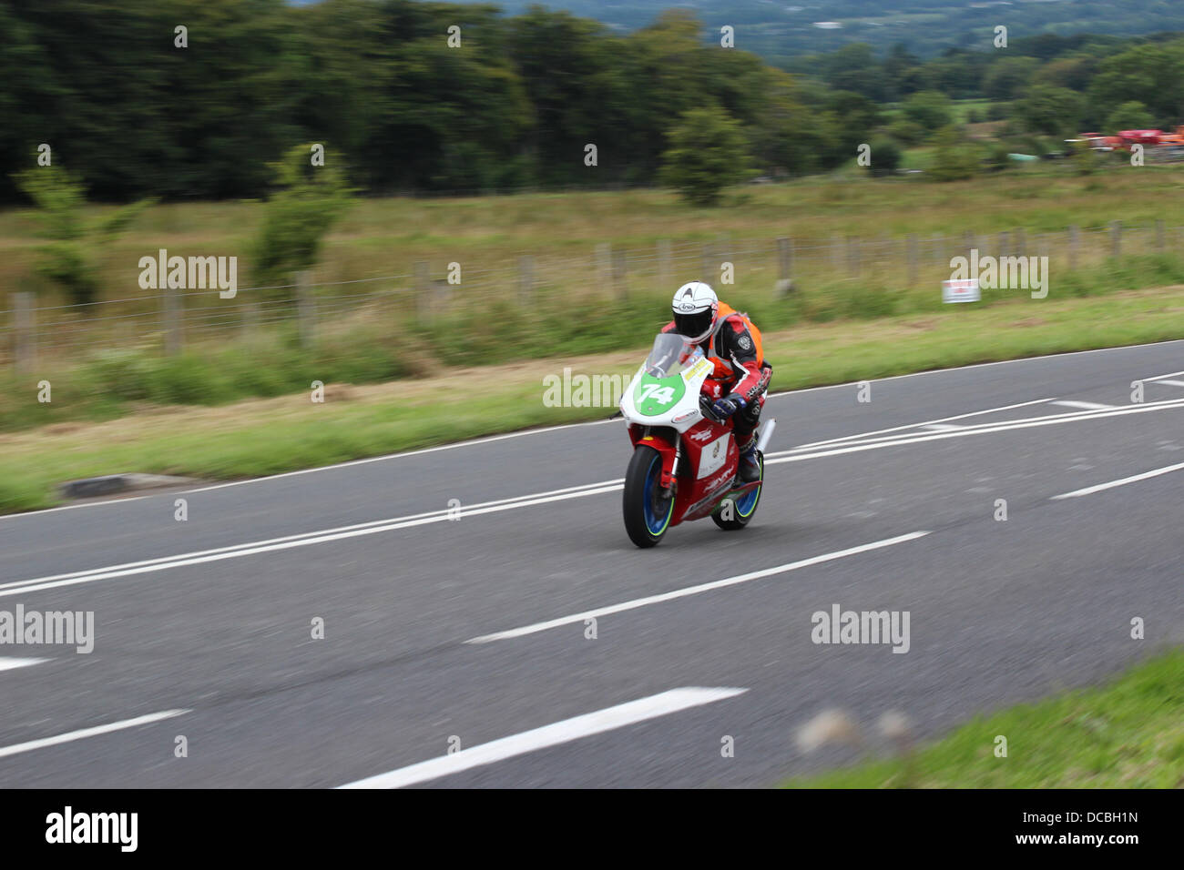 Belfast, UK. 14. August 2013.  Belfast, Nordirland, Ulster Grand Prix Übungsbeispiel Credit: Kevin Scott/Alamy Live News Stockfoto