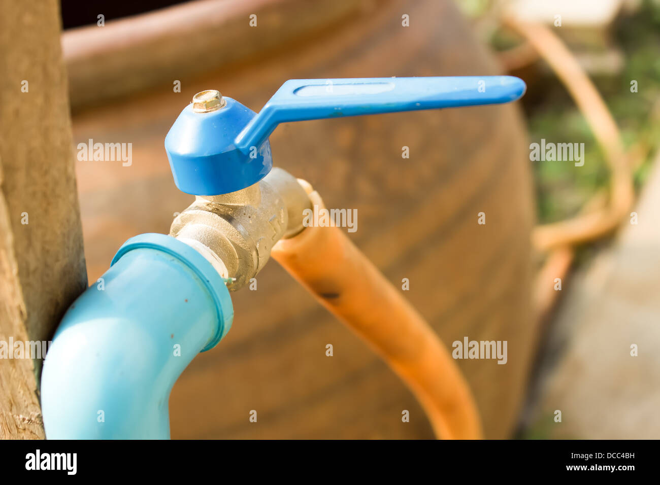 Close-up Armatur Join Gummischlauch Stockfoto