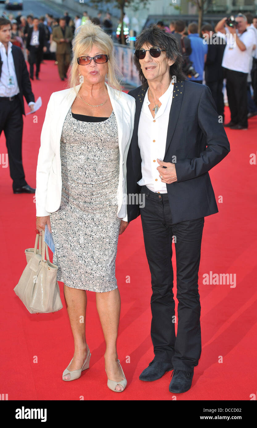 Pattie Boyd und Ronnie Holz George Harrison UK Film-Premiere bei der BFI Southbank - Ankünfte statt. London, England - 02.10.11 Stockfoto