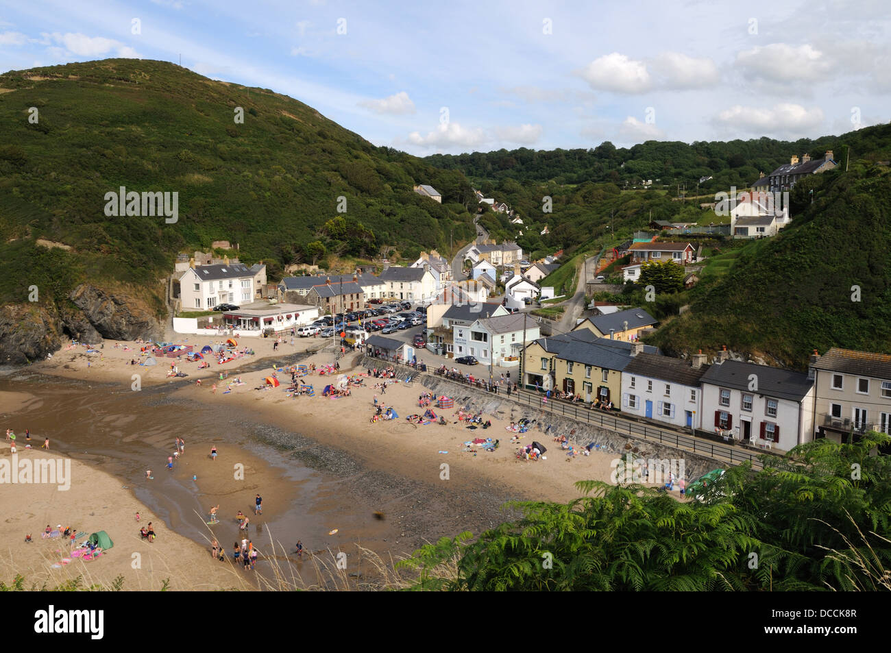 Llangrannog Strand und Dorf an der Cardigan Bay Küste Ceredigion Wales Cymru UK GB Stockfoto