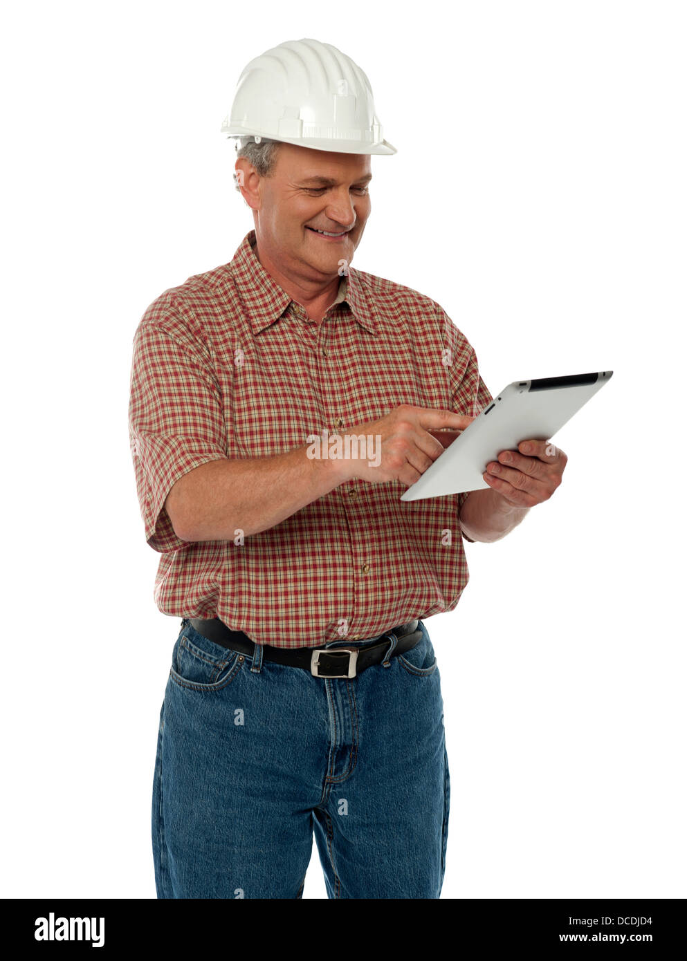 Im Alter von Architekt arbeitet an TabletPC isoliert auf weißem Hintergrund Stockfoto