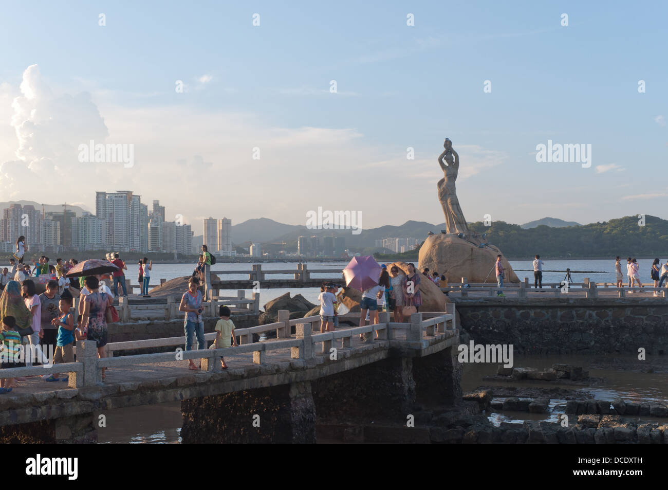 Statue von Fisher Girl - Symbol der South China Stadt Zhuhai Stockfoto