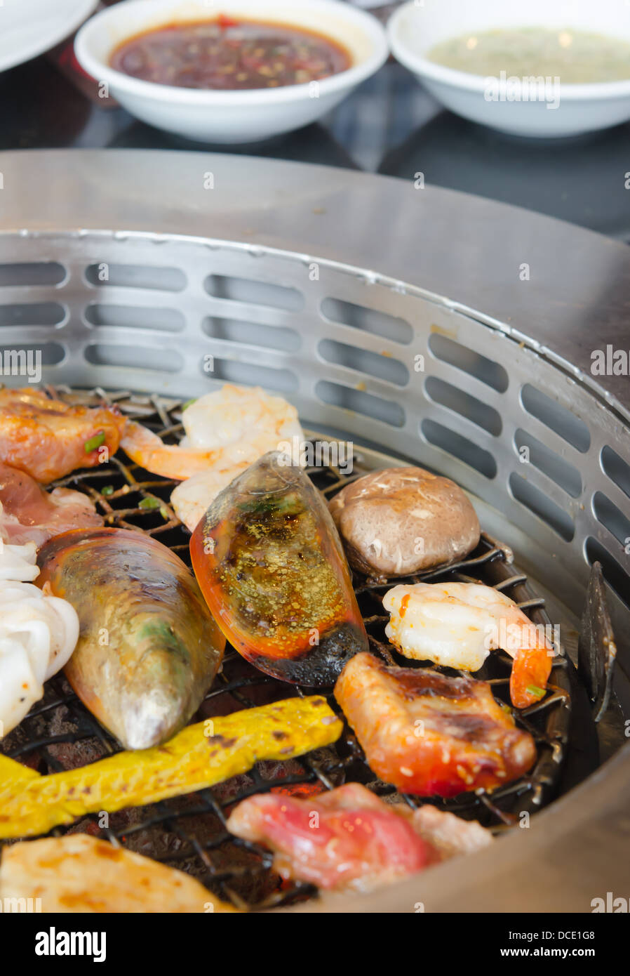 gegrilltes Fleisch und Meeresfrüchte Mischung, Bbq Kochen Stockfoto