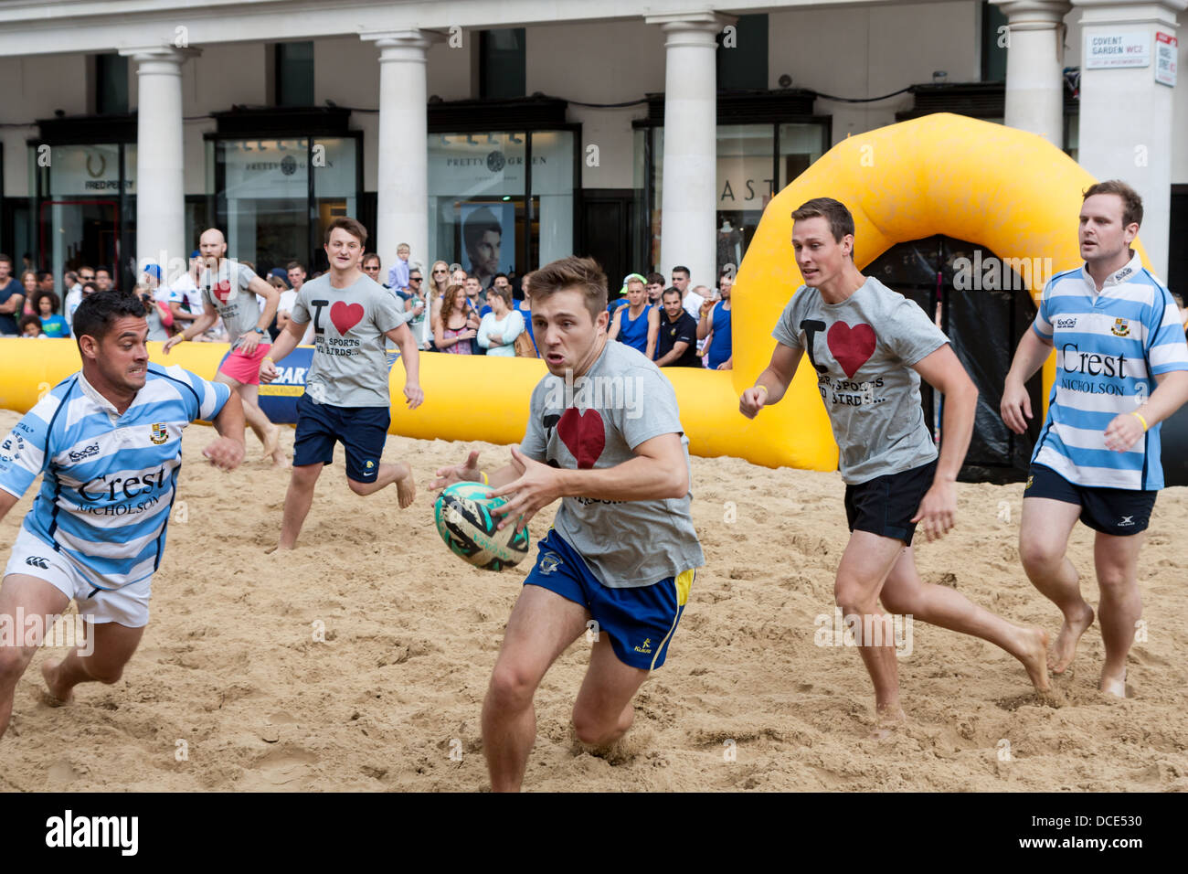 Beach-Rugby-Turnier in Covent Garden in London Stockfoto