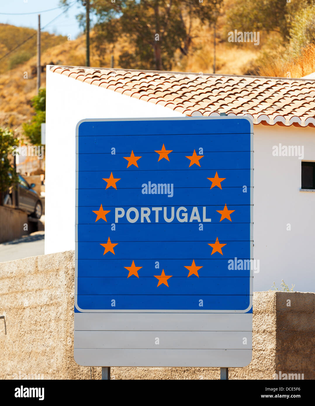 Straßenschild an der Grenze von einem Land der Europäischen Union, Portugal Stockfoto