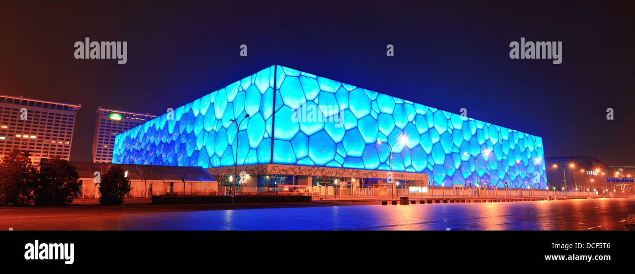 Beijing National Aquatics Center bei Nacht Stockfoto