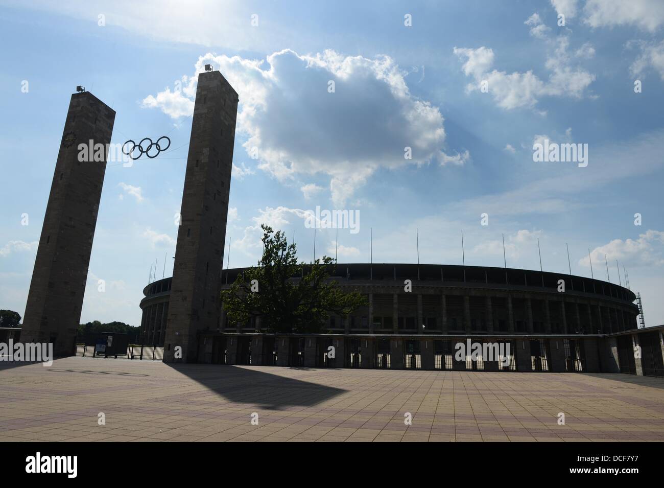 Berlin, Deutschland. 15. August 2013. Blick auf das Olympiastadion in Berlin, Deutschland, 15. August 2013. Foto: Jens Kalaene/Dpa/Alamy Live News Stockfoto