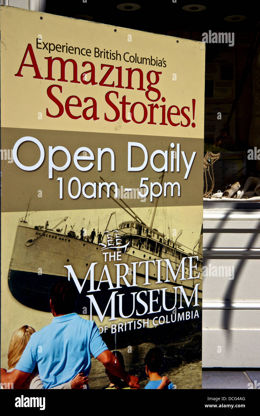 Touristischen Hinweisschild Eingang Maritime Museum of BC Bastion Square Victoria Kanada Stockfoto