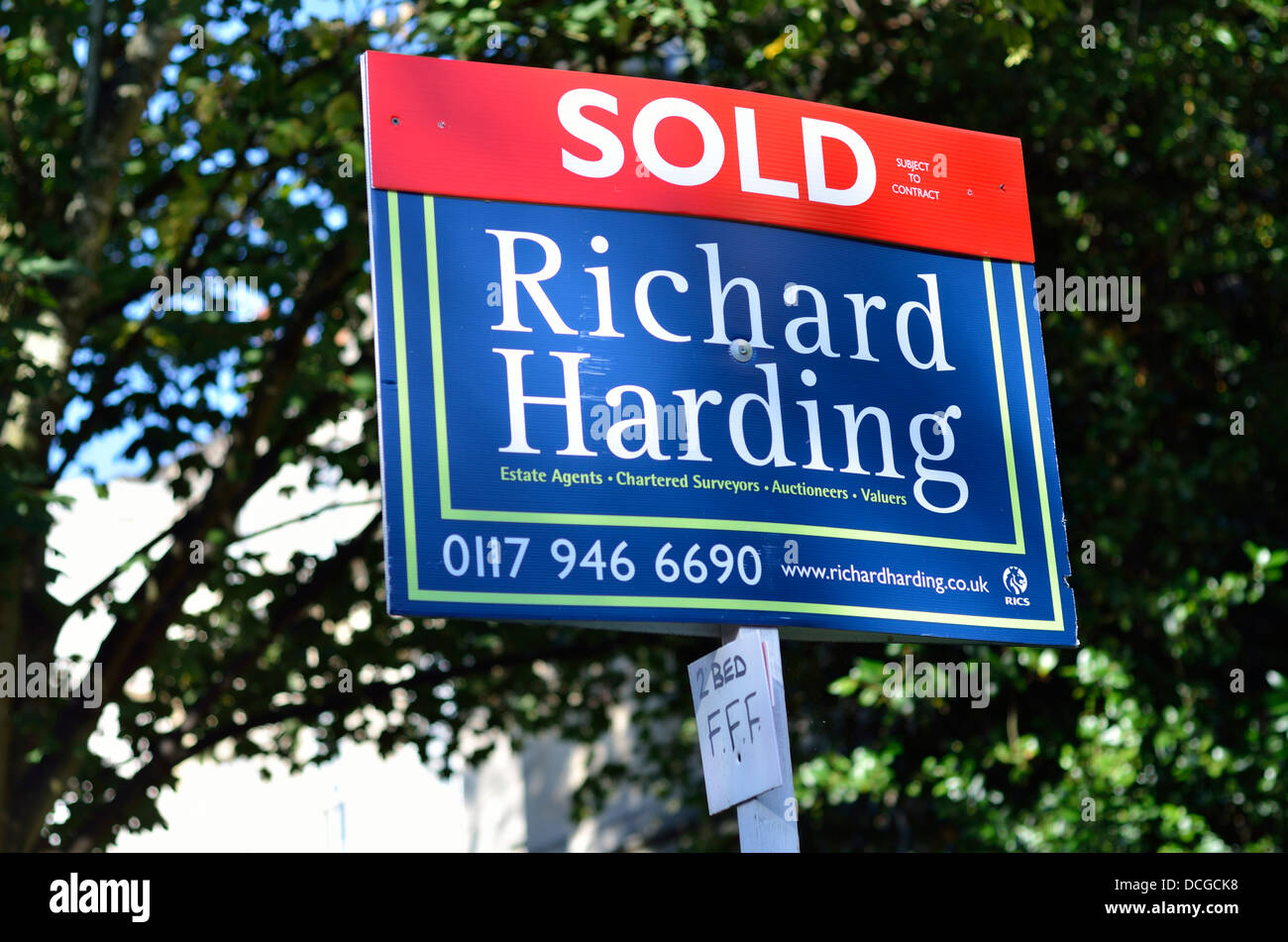 Verkauft Immobilie Hauszeichen Bristol England UK Stockfoto