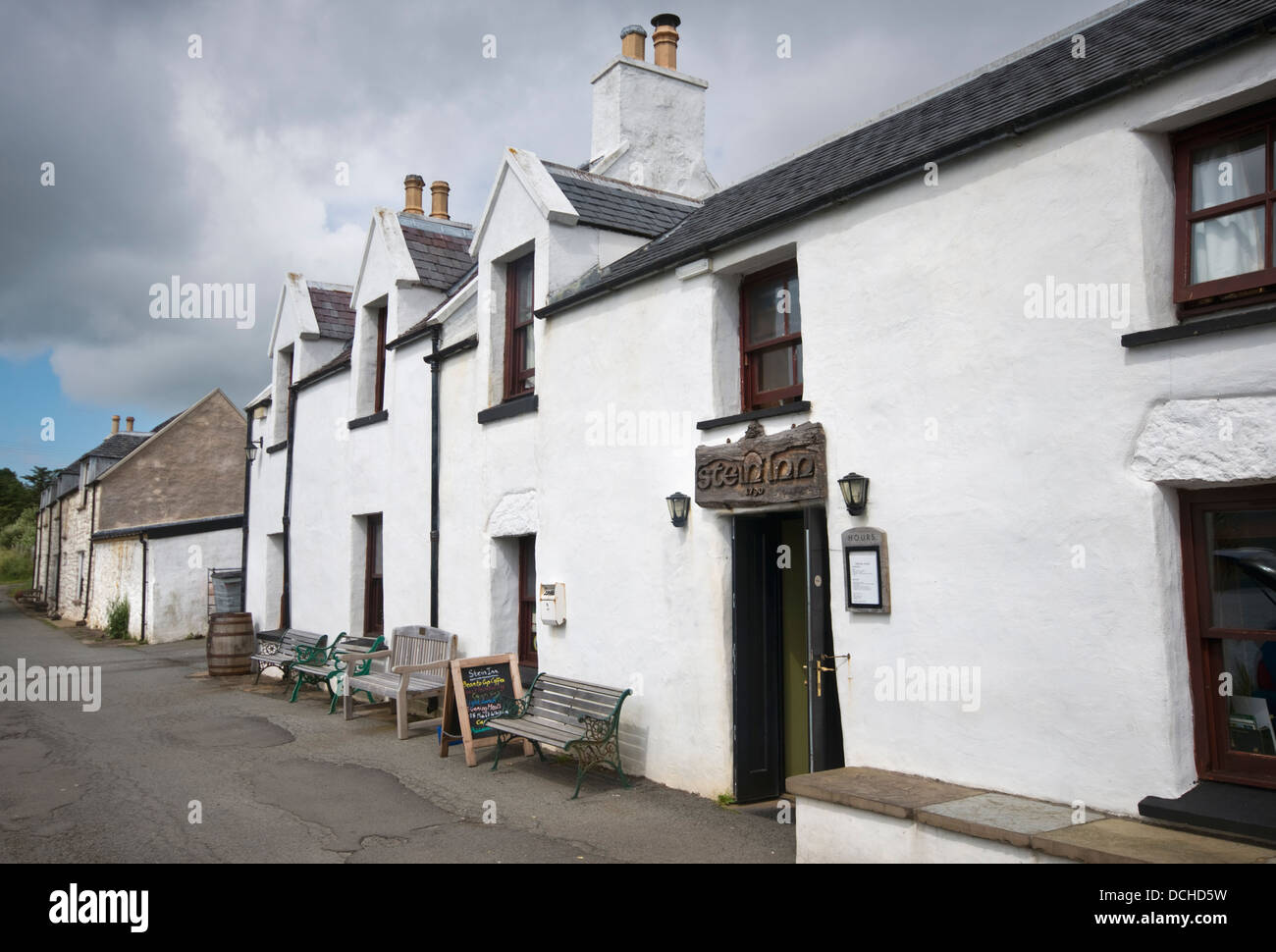 Außenseite des Stein Inn, das älteste Pub auf der Isle Of Skye, Schottland, UK Stockfoto