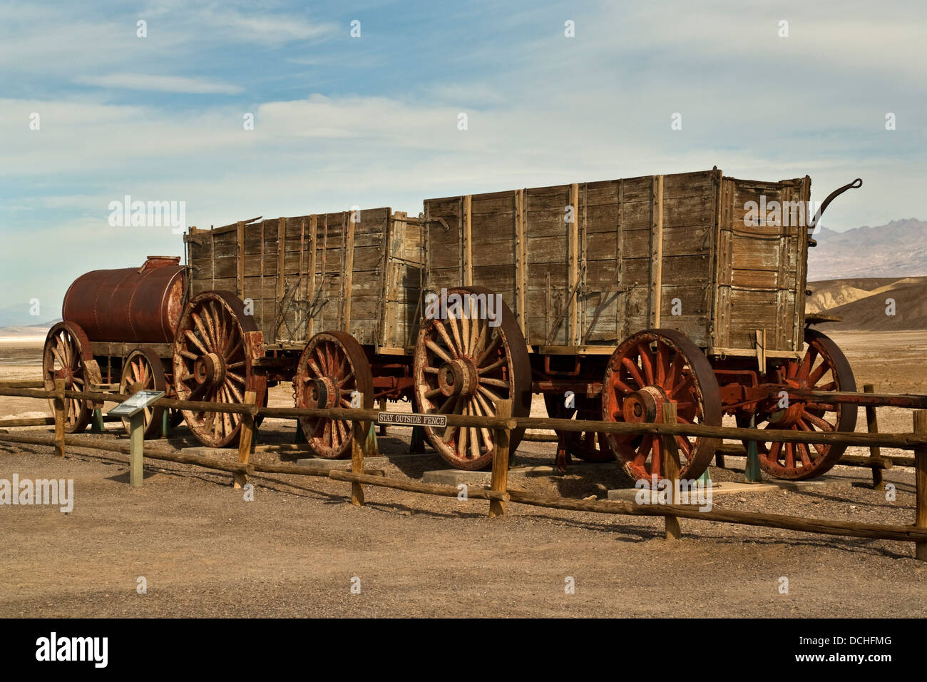 Zwanzig Mule Team Wagen, Harmony Borax Works, Death Valley Nationalpark, Kalifornien Stockfoto