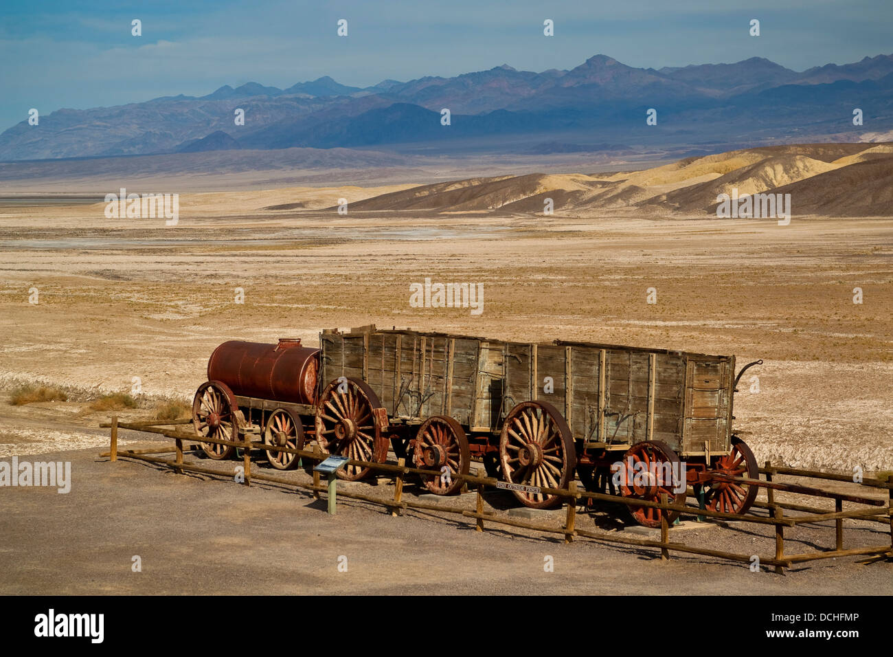 Zwanzig Mule Team Wagen, Harmony Borax Works, Death Valley Nationalpark, Kalifornien Stockfoto