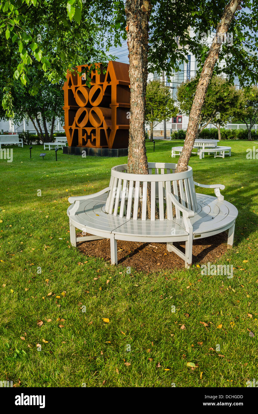 Die Liebe Wandskulptur von zeitgenössischen amerikanischen Künstler Robert Indiana auf dem Gelände das Kunstmuseum Farnsworth, Rockland, ME Stockfoto