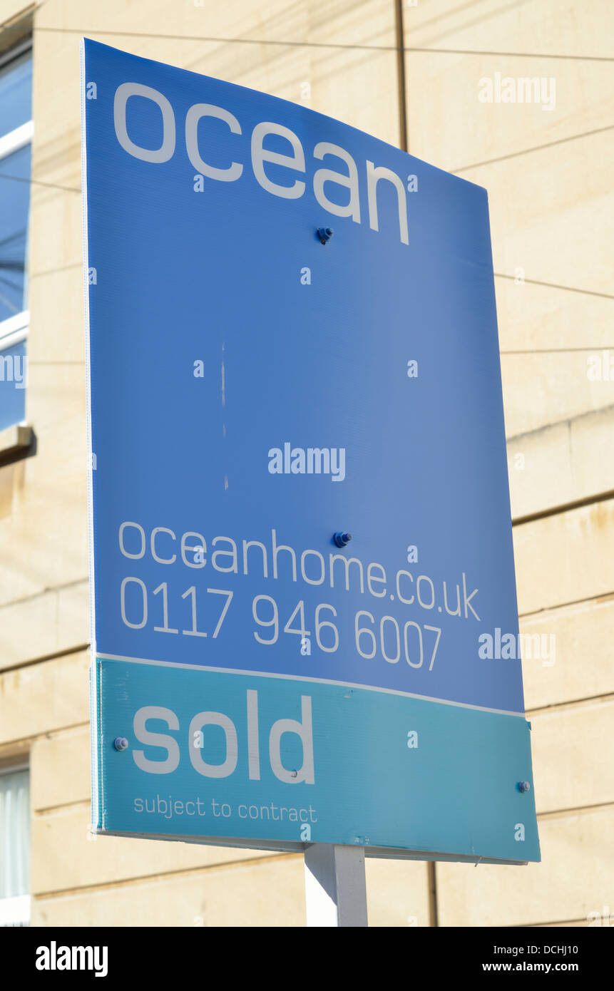 Verkauft Immobilie Hauszeichen Bristol England UK Stockfoto