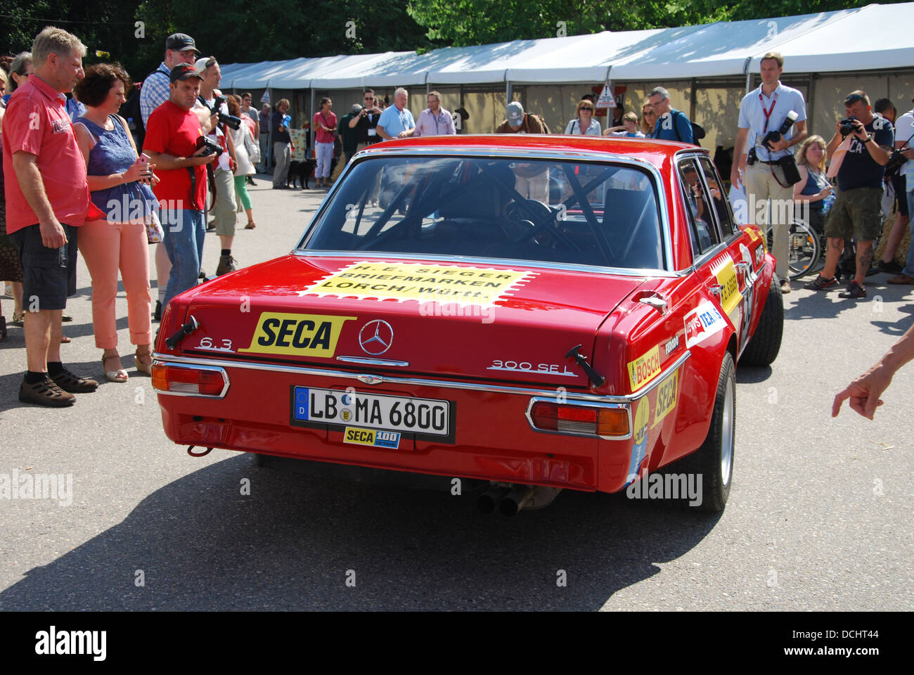 AMG Mercedes Benz 300SEL, Replik von 1971 Spa-Sieger bei den Classic Days 2013, Schloss Dyck Deutschland gesehen Stockfoto