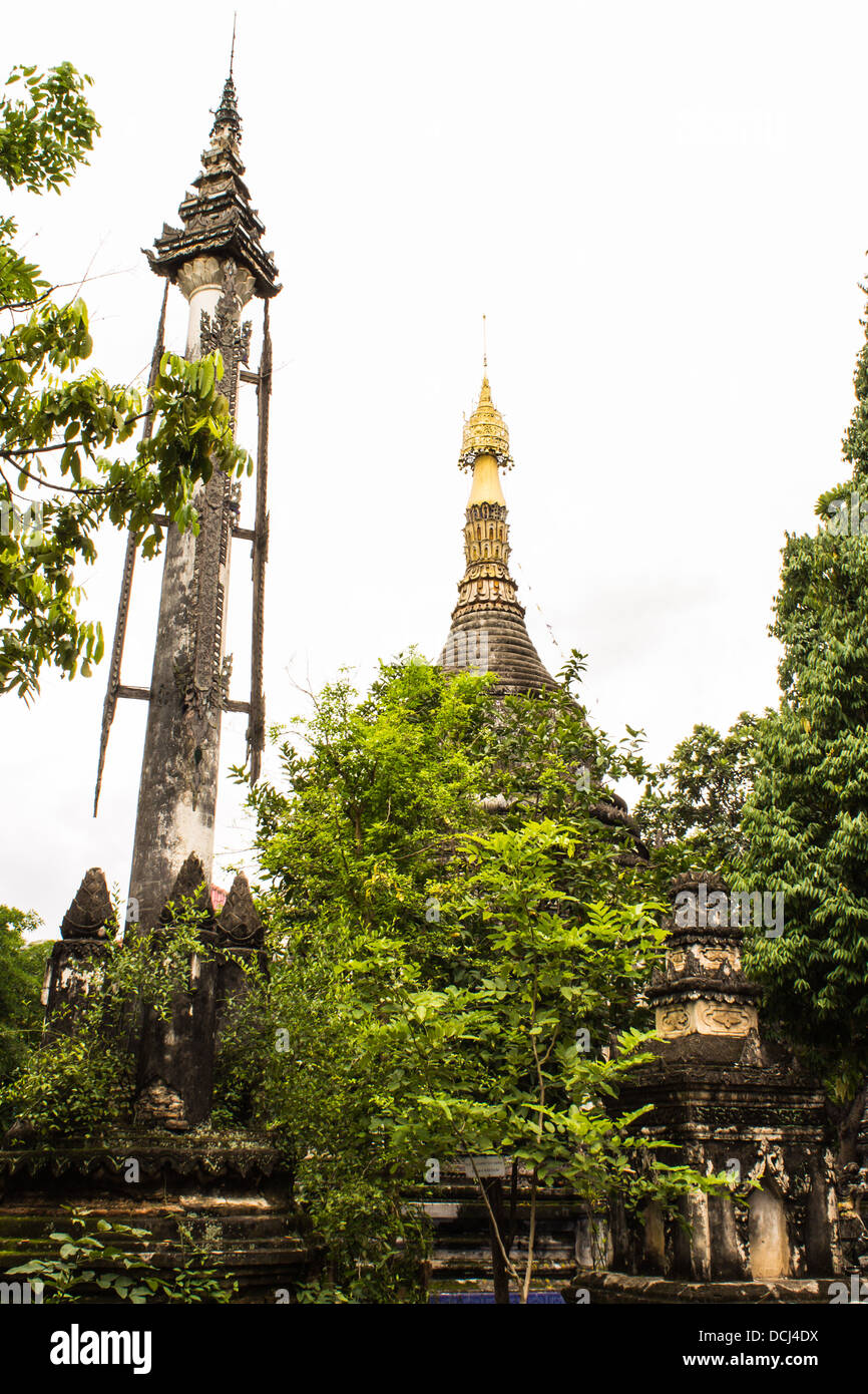 Chedi Shan Stil im Wat Papoa, Chiangmai Thailand Stockfoto
