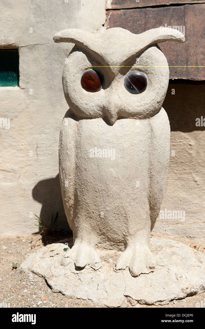 Die Camel-Hof mit Beton Skulpturen umliegenden The Owl House, Nieu Bethesda, Eastern Cape, Südafrika Stockfoto