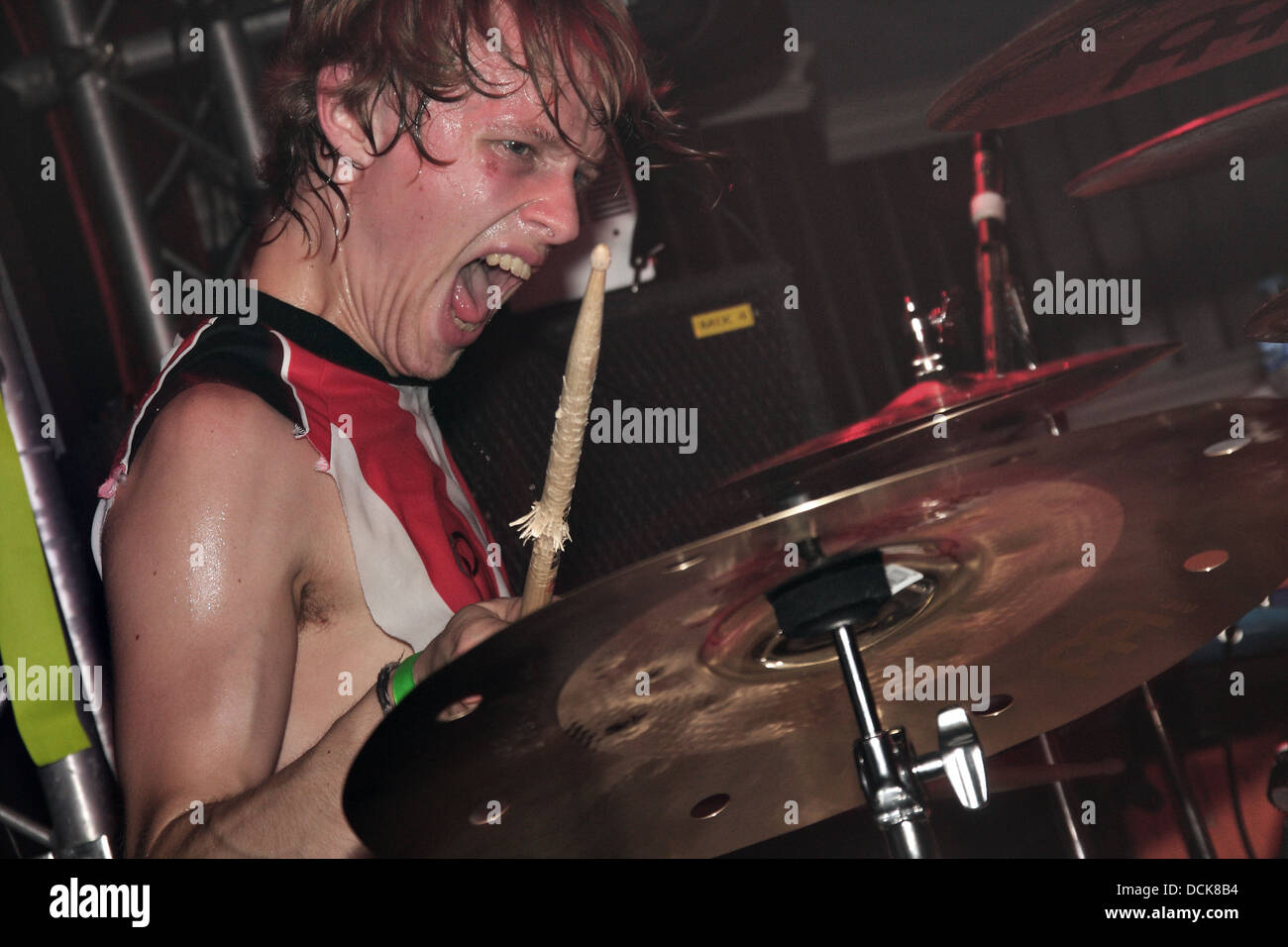 James 'Tailbee' Tailby of Your Demise die live bei der Box, Crewe Stockfoto