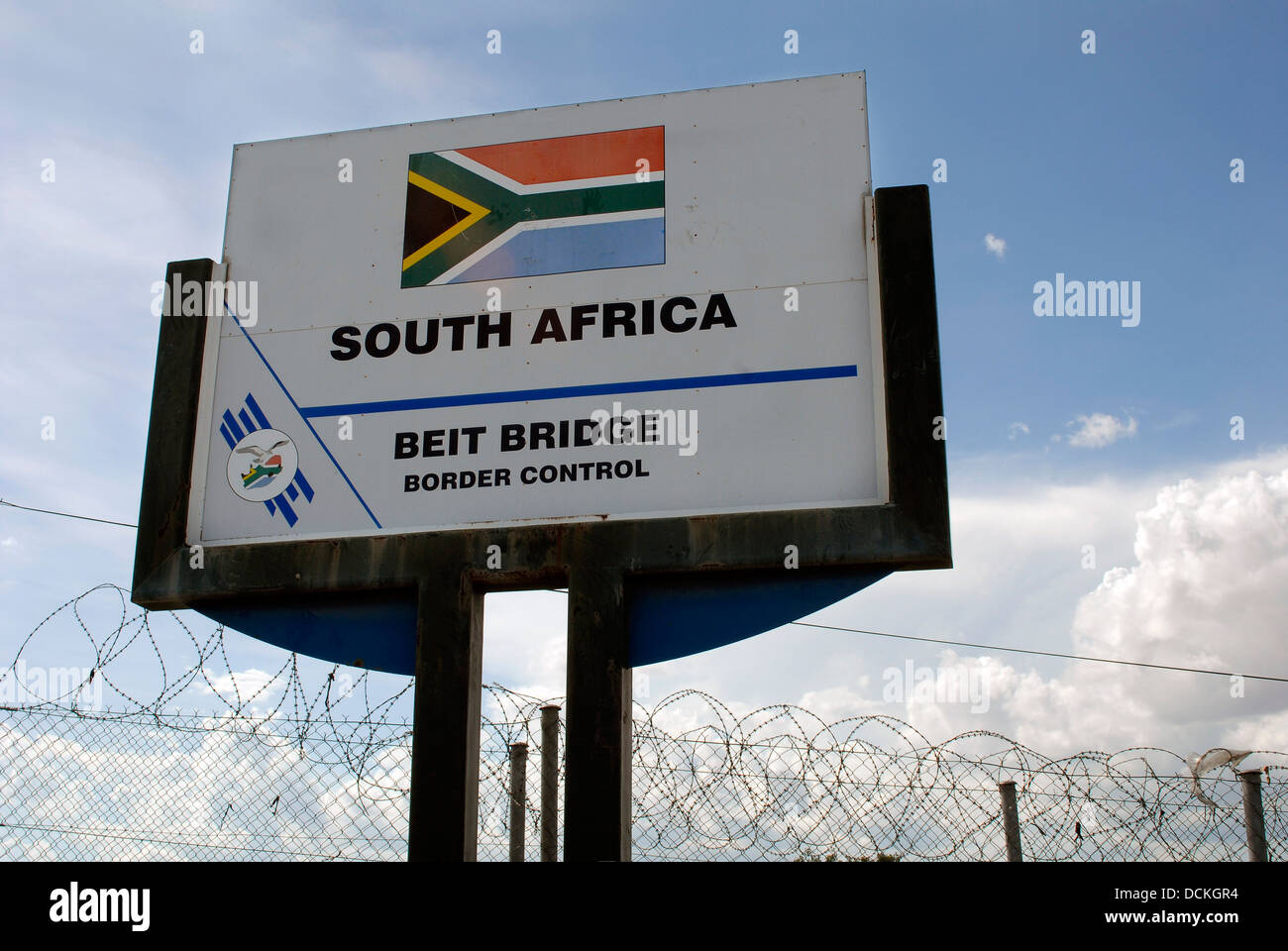 South Africa Limpopo Provinz Musina/Beit Brücke 9 Januar 2009 Zustrom Zimbabwians in Südafrika Beschilderung Beit Bridge Grenze. Stockfoto