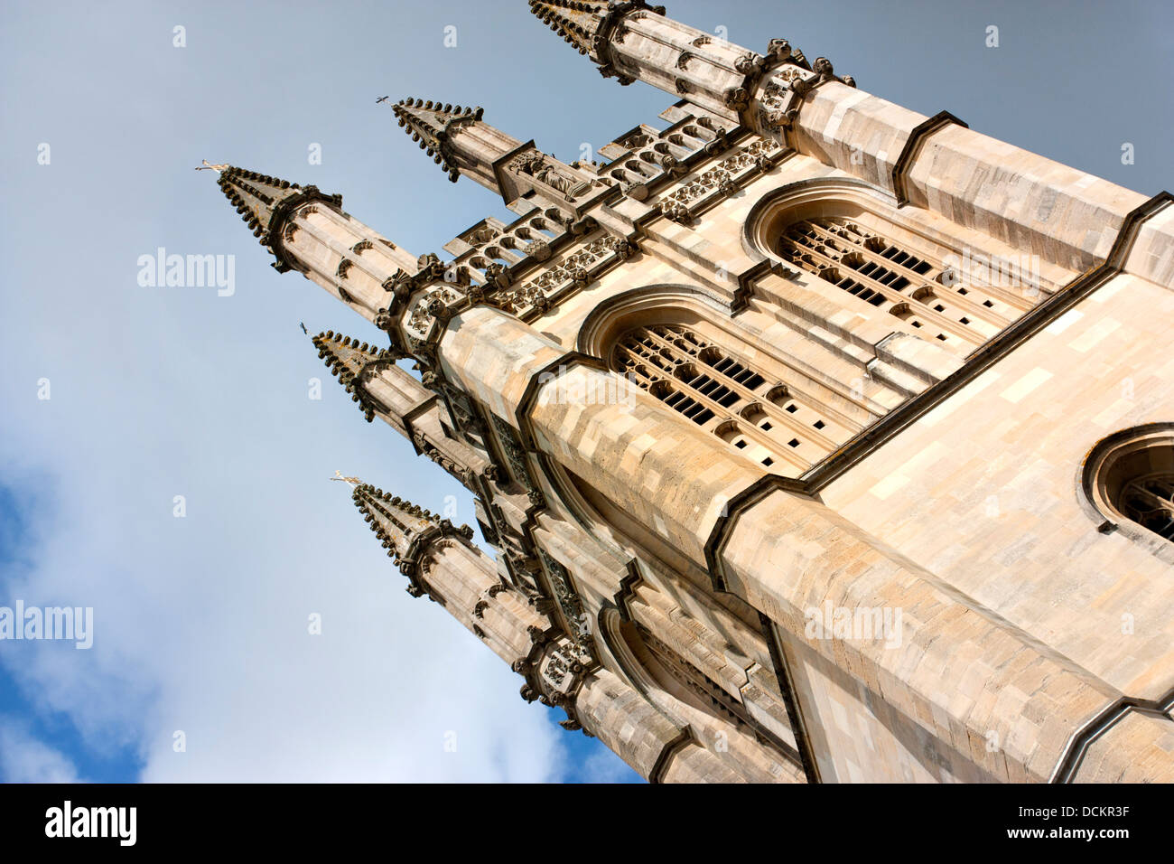 blickte zu einer gotischen Kirchturmspitze, Oxford, England, uk Stockfoto