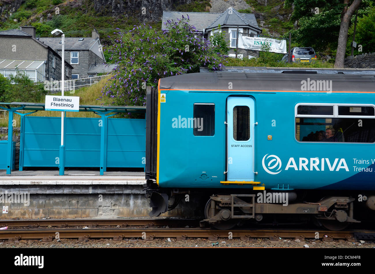 Arriva Züge Wales Klasse 150 Sprinter Diesel-Zug stehenden Blaenau Ffestiniog Station, Gwynedd, Wales Stockfoto