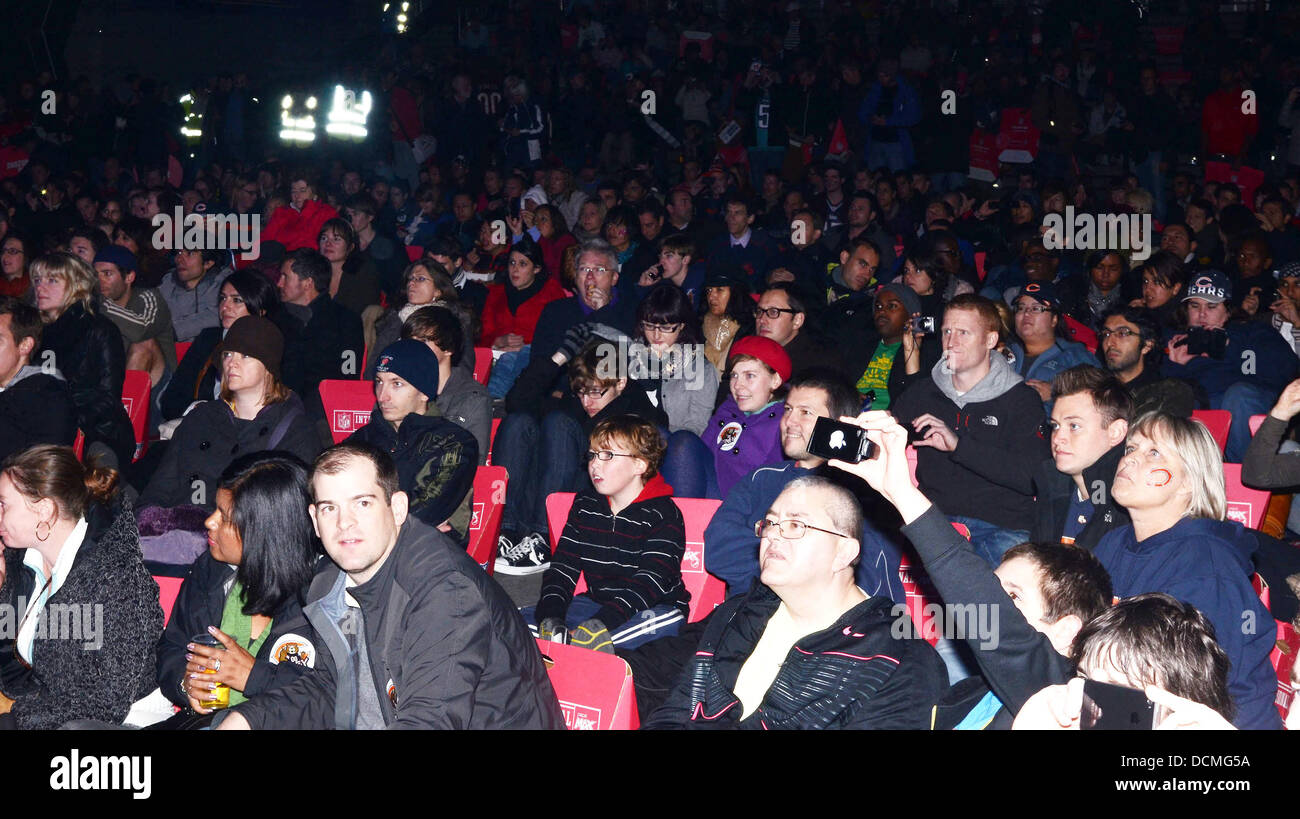 Atmosphäre Special Screening von Jerry Maguire an Trafalgar Square in London, England - 21.10.11 Stockfoto