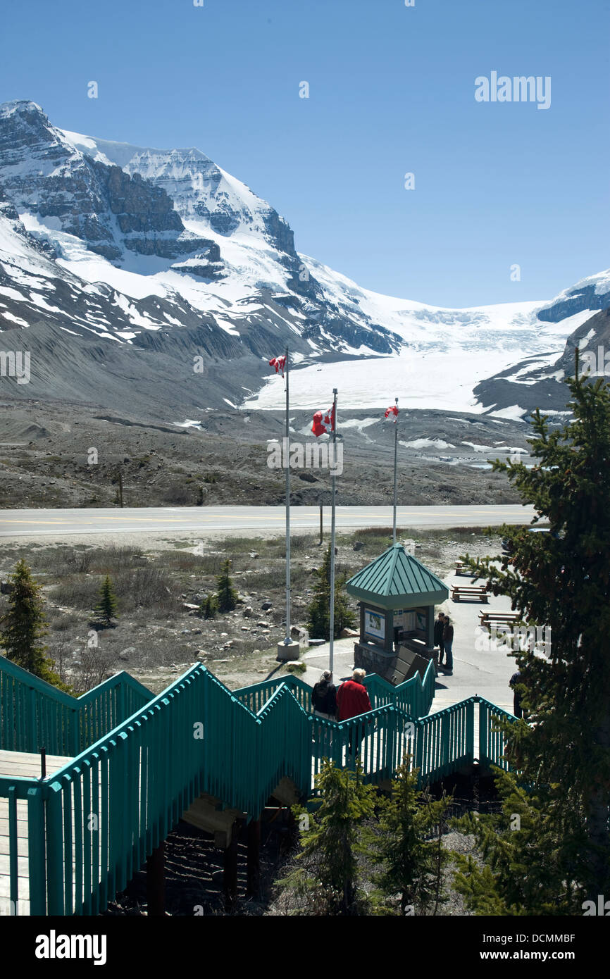 BESUCHER ZENTRUM ATHABASCA GLACIER ICEFIELDS PARKWAY BANFF JASPER NATIONALPARK ALBERTA KANADA Stockfoto