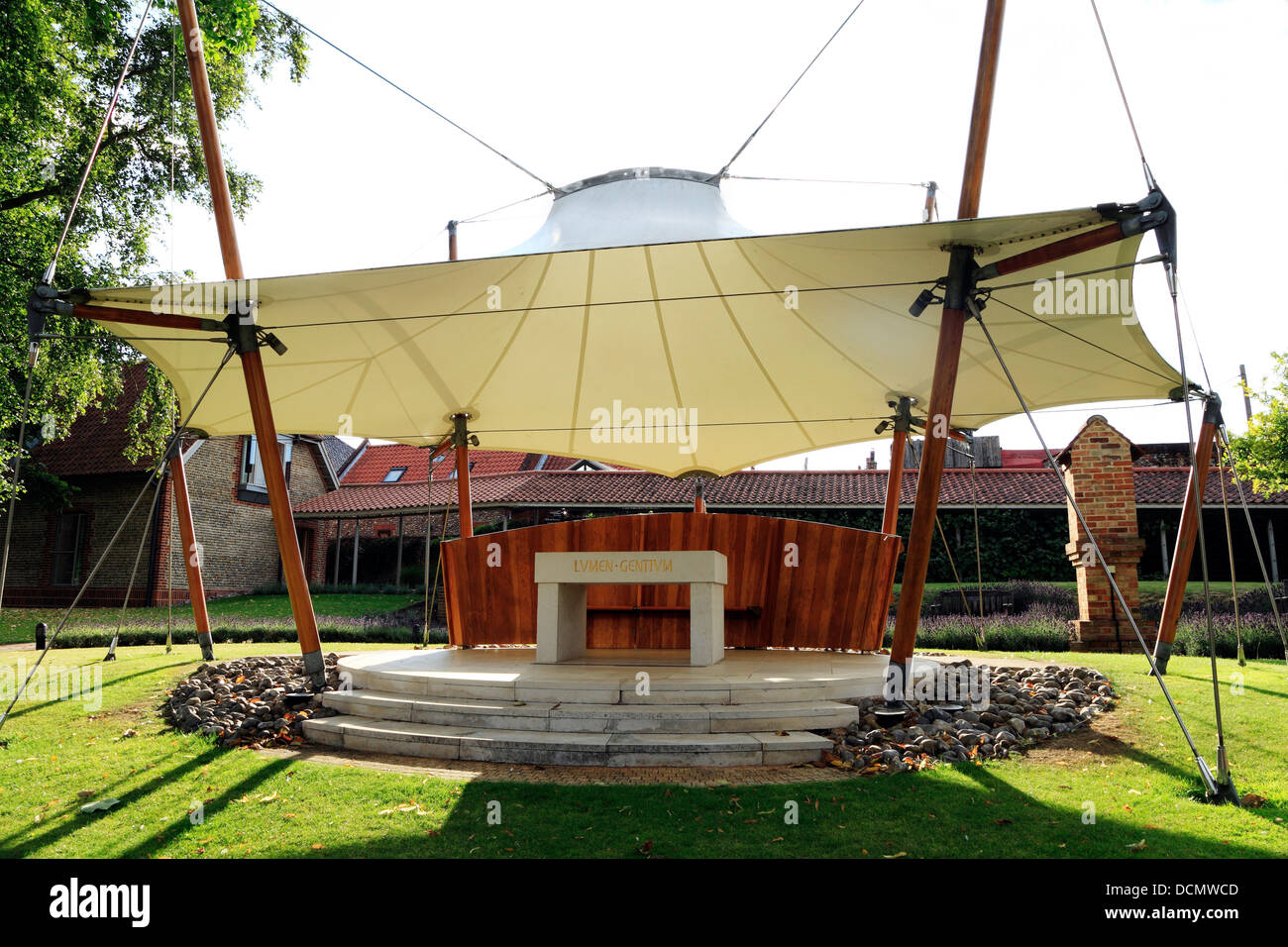 Lumen Gentium, "Licht der Völker". Heiligtum unserer lieben Frau von Walsingham, Norfolk, England UK anglikanischen Stockfoto