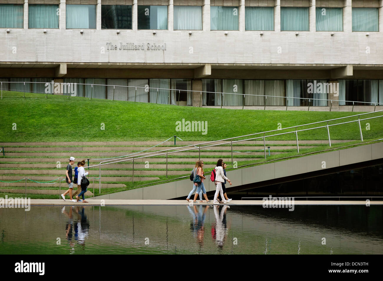 Außenseite des Juilliard im Lincoln Center Stockfoto