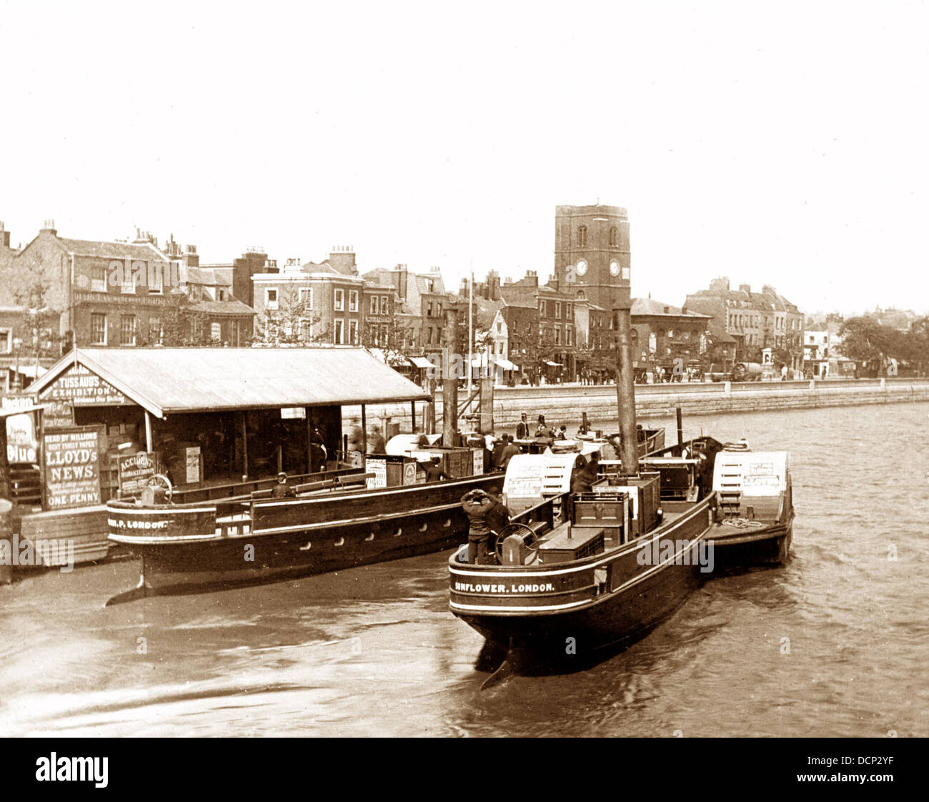 Blick vom Battersea Bridge River Thames viktorianischen Zeit Stockfoto