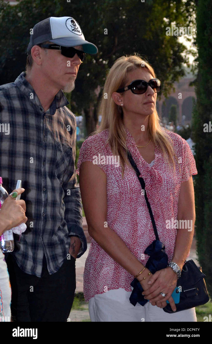James Hetfield Wife Francesca Tomasi Stockfotos und bilder Kaufen Alamy
