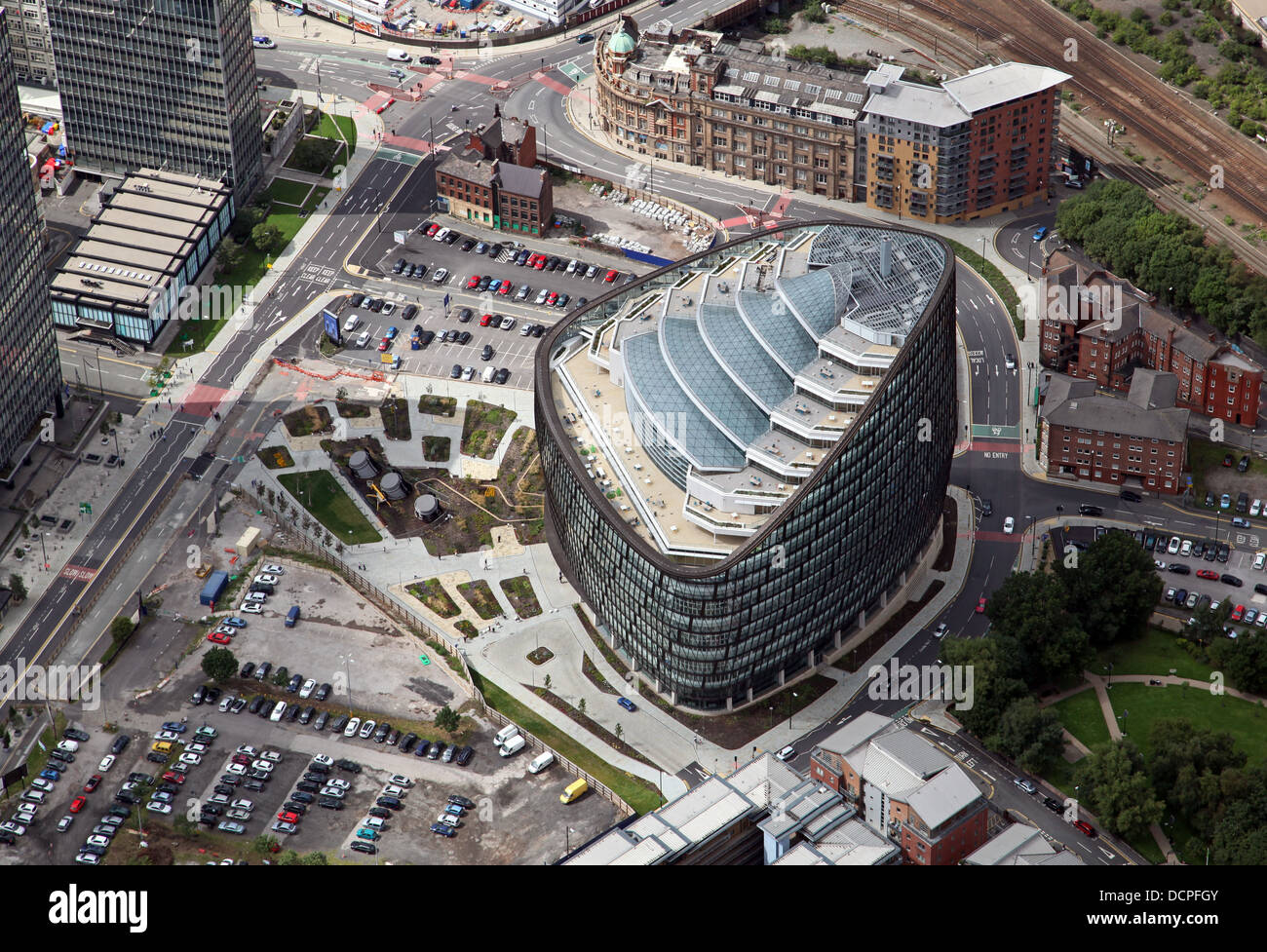 Luftaufnahme des One Angel Square im Stadtzentrum von Manchester, Heimat der CoOperative Group, Co-op-HQ Stockfoto