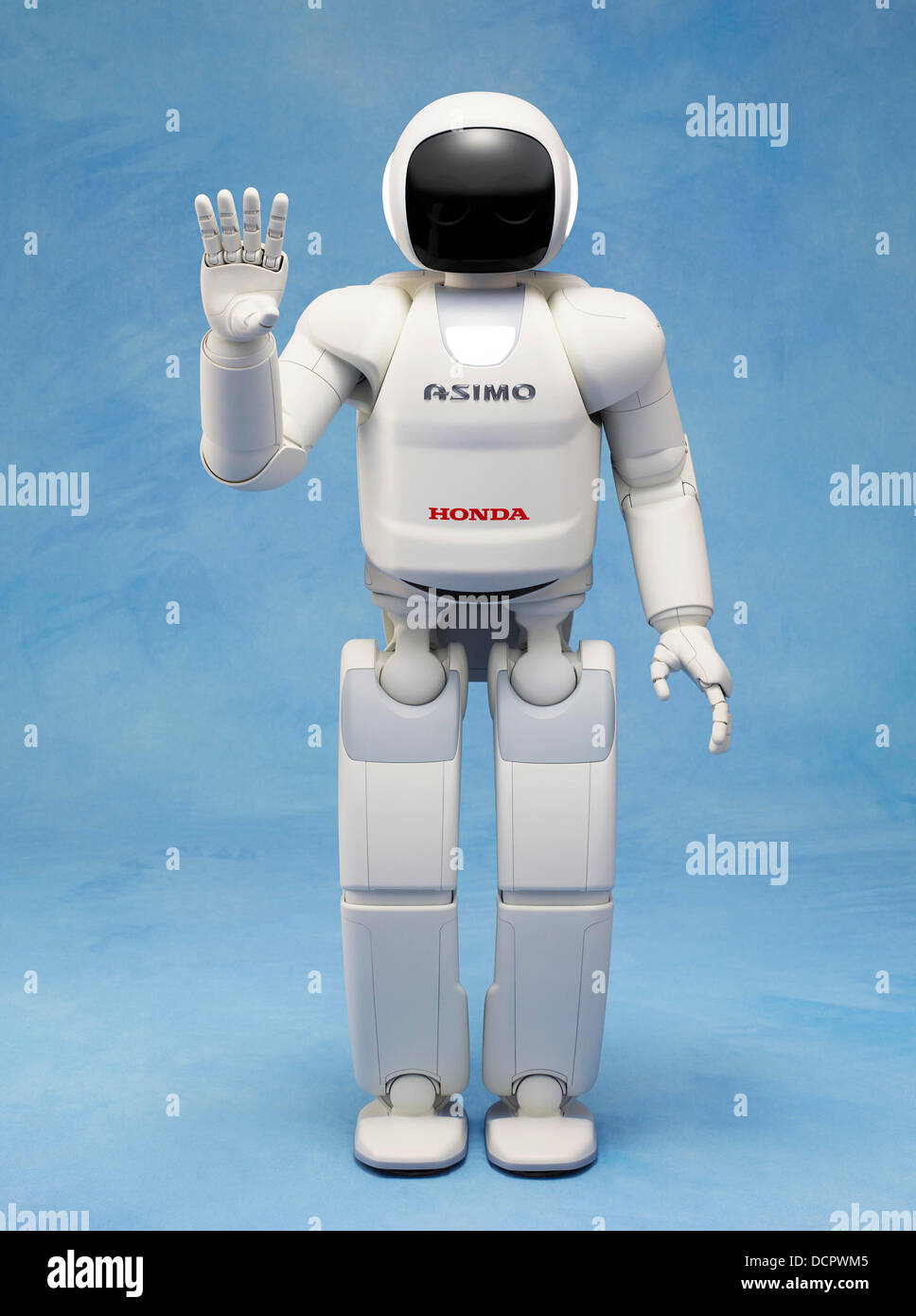 ASIMO humanoid Roboter Honda hat eine überarbeitete Version von Asimo  vorgestellt, des Roboters, den hofft, es wird ein unentbehrlicher Helfer in  unseren Häusern. Er kann einen Getränke-Wagen schieben, öffnen Sie eine  Flasche