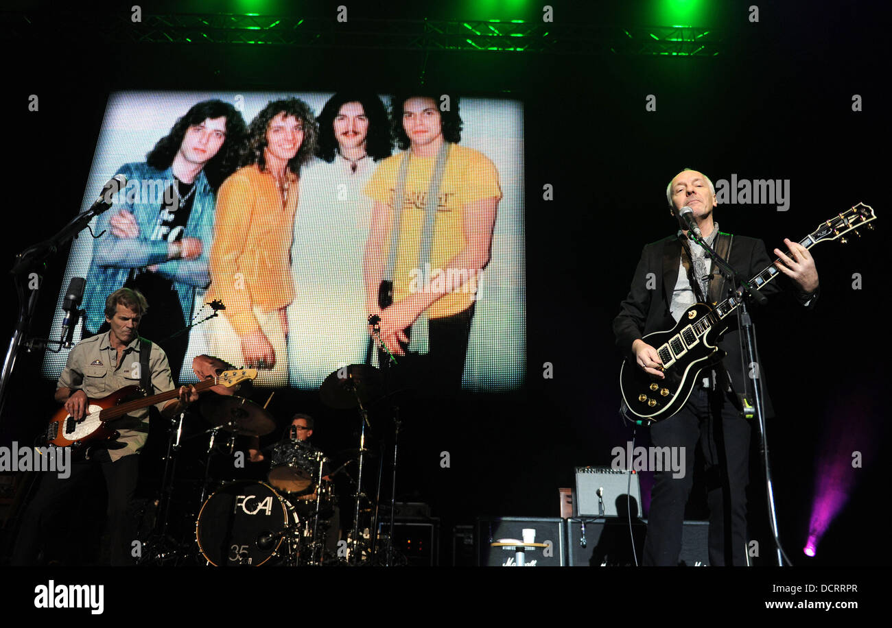 Peter Frampton durchführen "Frampton kommt lebendig" 35th Anniversary Tour in der ausverkauften Heineken Music Hall Amsterdam, Holland - 19.11.11 Stockfoto