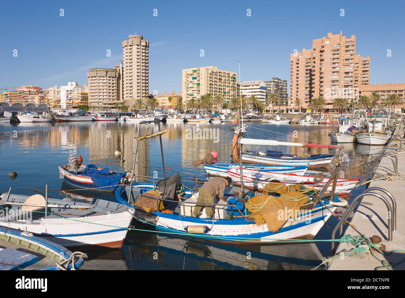 Angelboote/Fischerboote, Fuengirola, Malaga, Costa Del Sol, Spanien Stockfoto