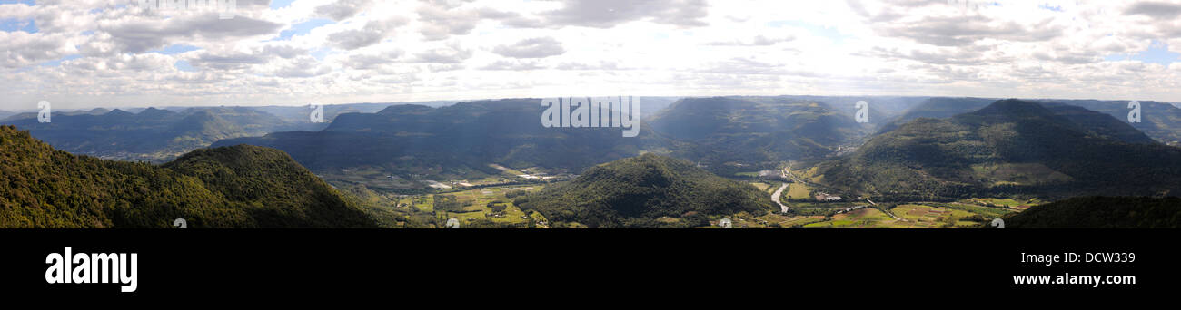 Eagles Nest (Ninho Das Águias) ist ein Berg befindet sich in Porto Alegre im Süden Brasiliens. Viele Menschen nutzen diesen Berg zu Stockfoto