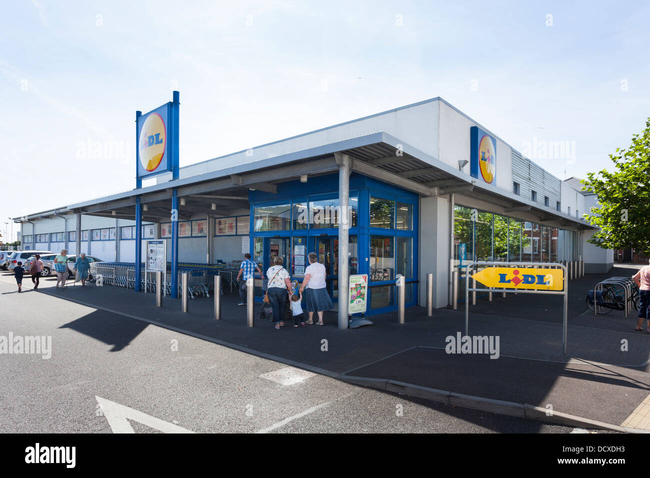 Lidl Supermarkt außen Littlehampton Stockfoto