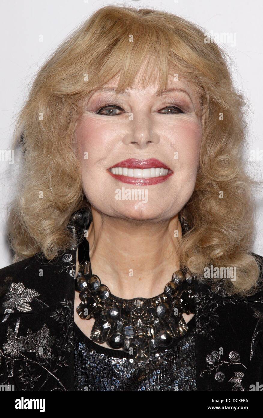 Loretta Swit aus dem klassischen TV "Mash" The Off-Broadway-show "Liebe, Verlust und was ich stehts ' feiert 900 Auftritte bei B. Smith Restaurant New York City, USA - 15.12.11 Stockfoto