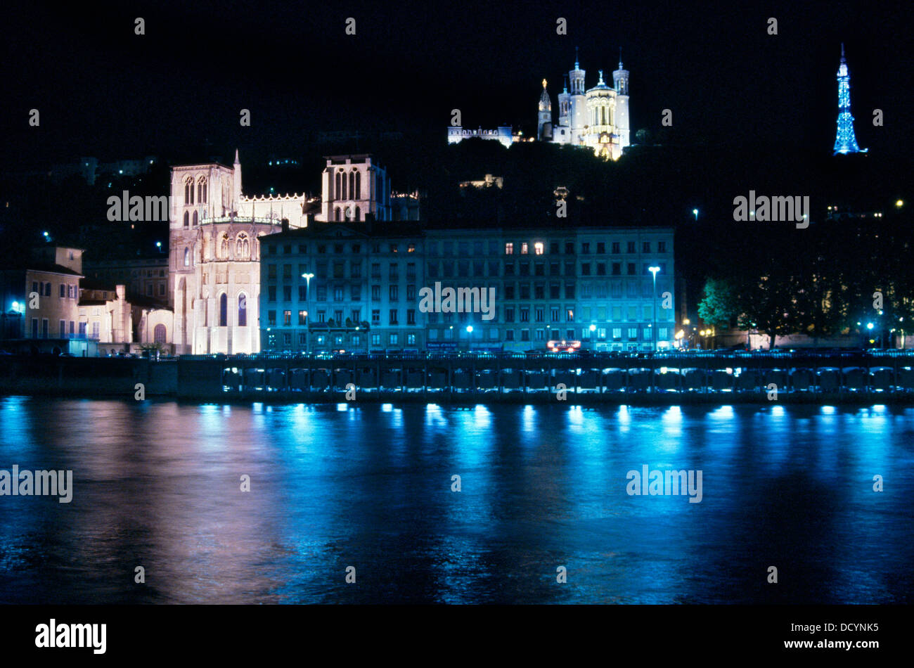 Lyon-Frankreich-Stadt bei Nacht Stockfoto