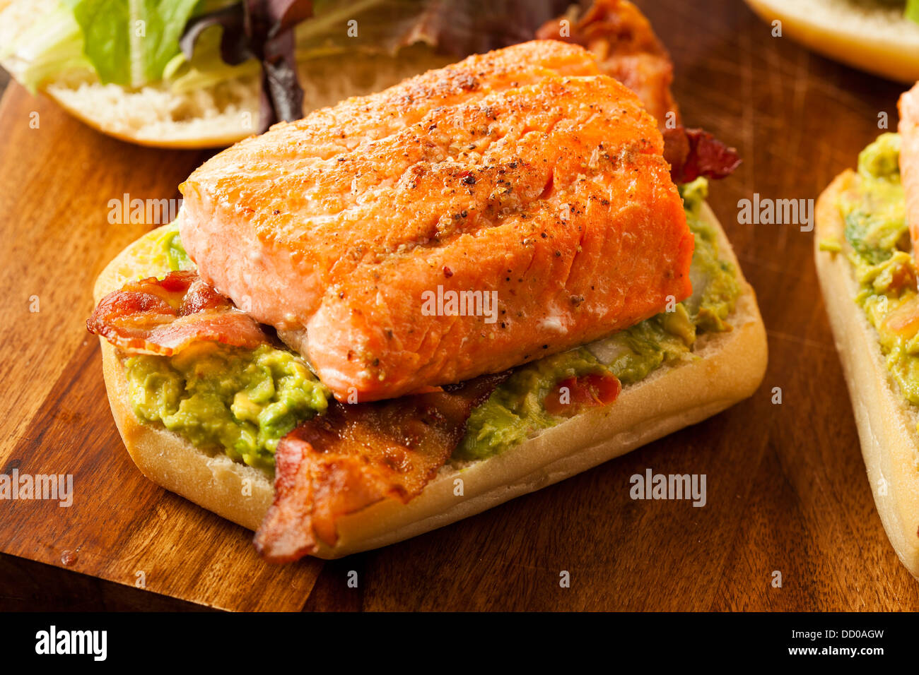 Lachs sandwich -Fotos und -Bildmaterial in hoher Auflösung – Alamy