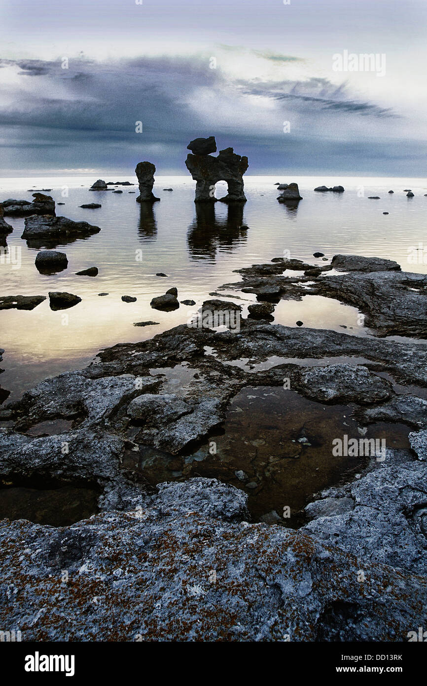 Eine Rauk-Formation bekannt als The Dog in Gamle Hahn, Faro Island, in der Nähe von Gotland - Schweden Stockfoto