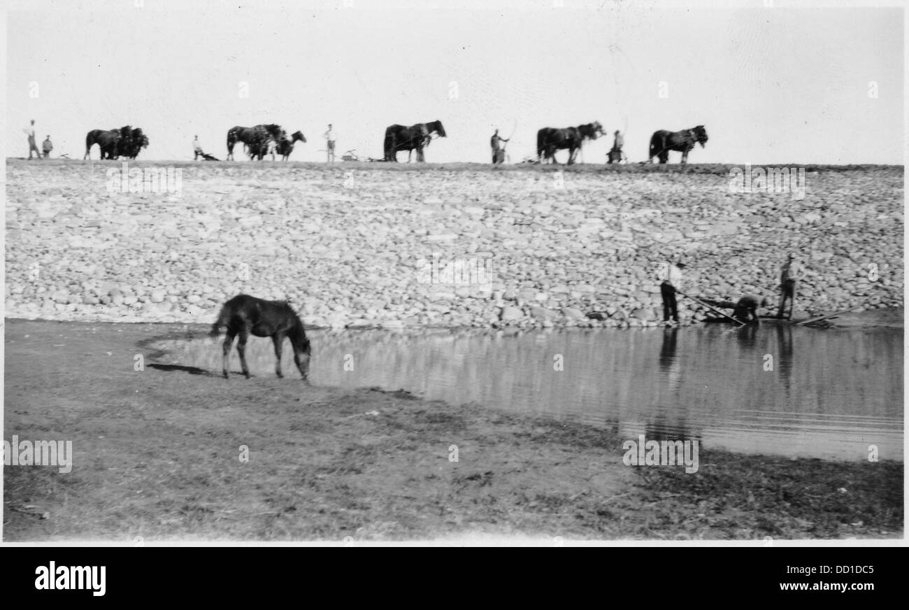 Neues Reservoir der Tag, nachdem das Wasser--285783 eingeschaltet war Stockfoto