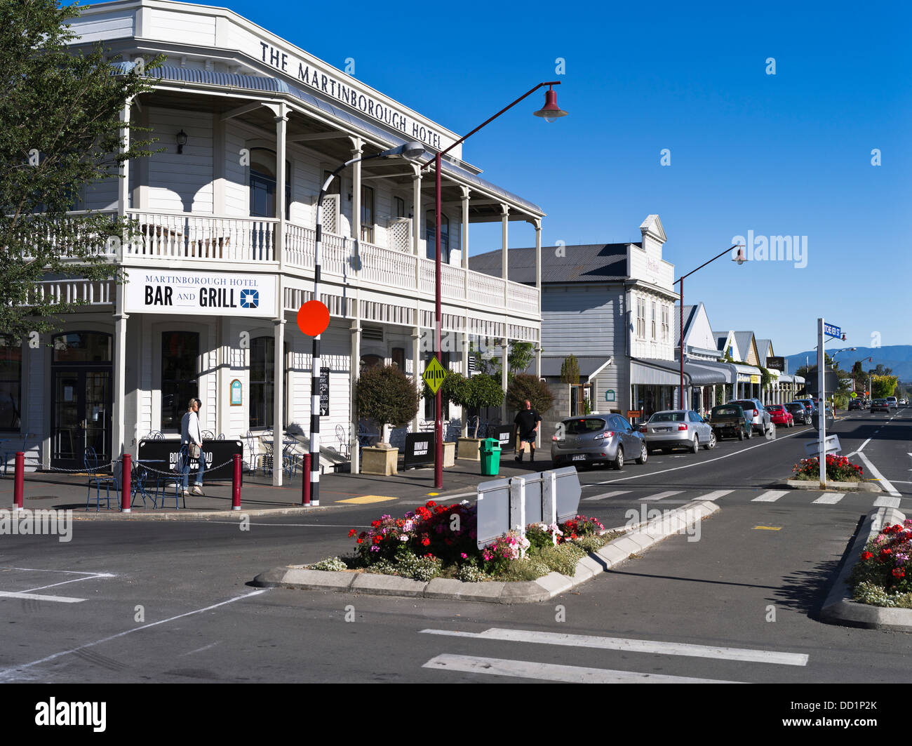 dh Martinborough WAIRARAPA Neuseeland Stadt Straße Martinborough Hotel im Kolonial-Stil Hauptgebäude Stockfoto