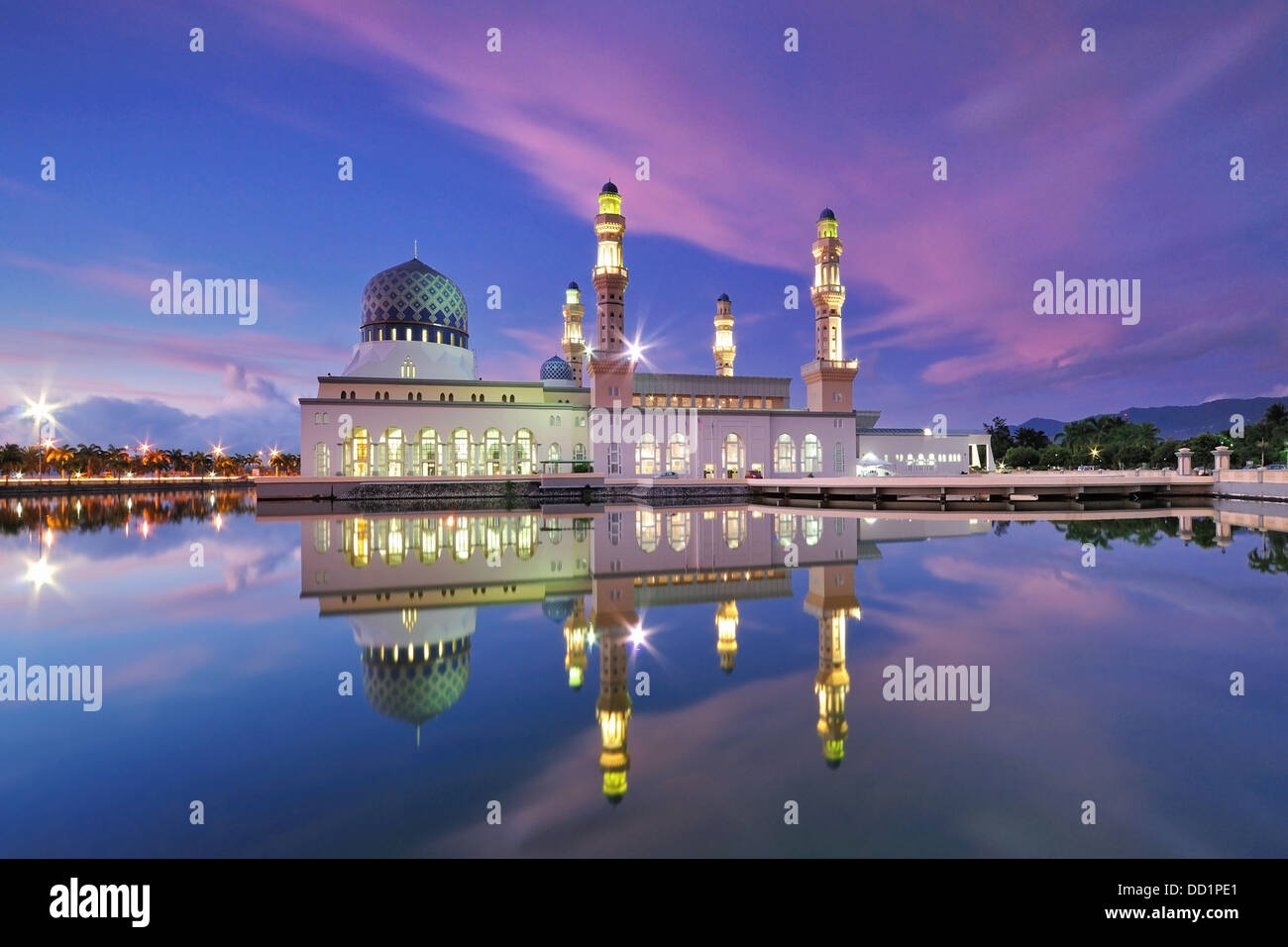 Kota Kinabalu schwimmende Moschee Stockfoto