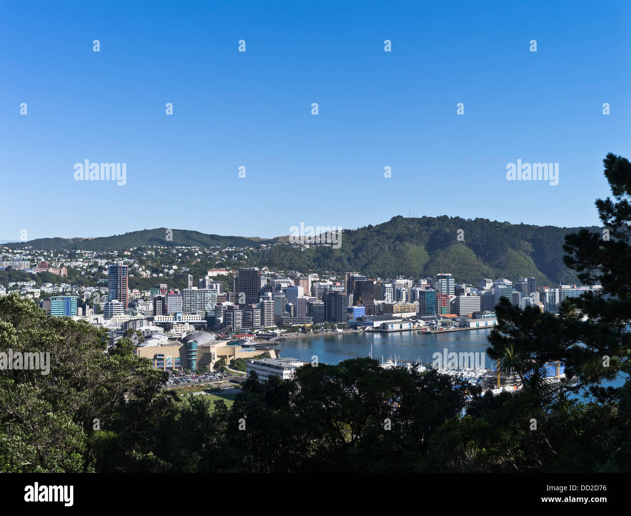 dh Lambton Harbour WELLINGTON NEW ZEALAND Stadtbild Ansicht Wellington Harbour waterfront Stockfoto