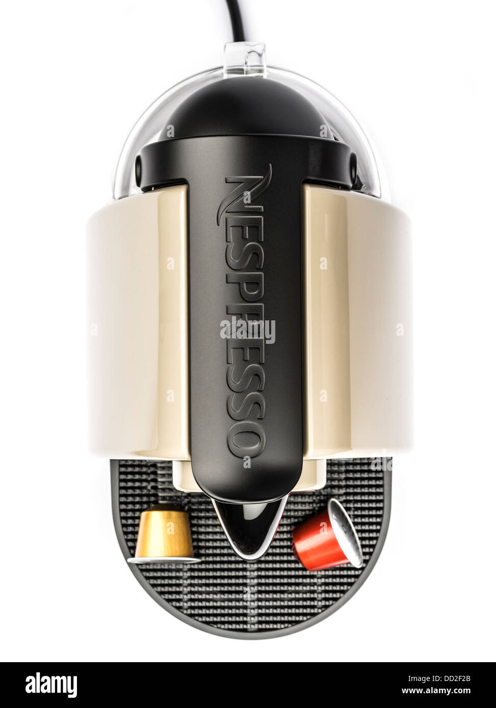 Draufsicht der Nespresso-Kaffeemaschine ausgeschnitten isoliert auf weißem Hintergrund Stockfoto