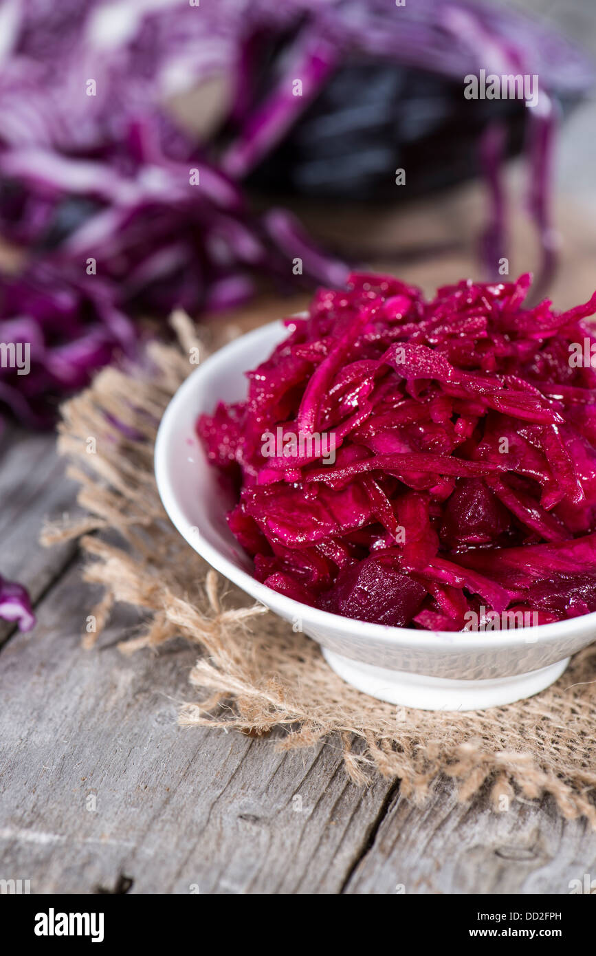 Roter krautsalat -Fotos und -Bildmaterial in hoher Auflösung – Alamy Roter krautsalat -Fotos und -Bildmaterial in hoher Auflösung – Alamy