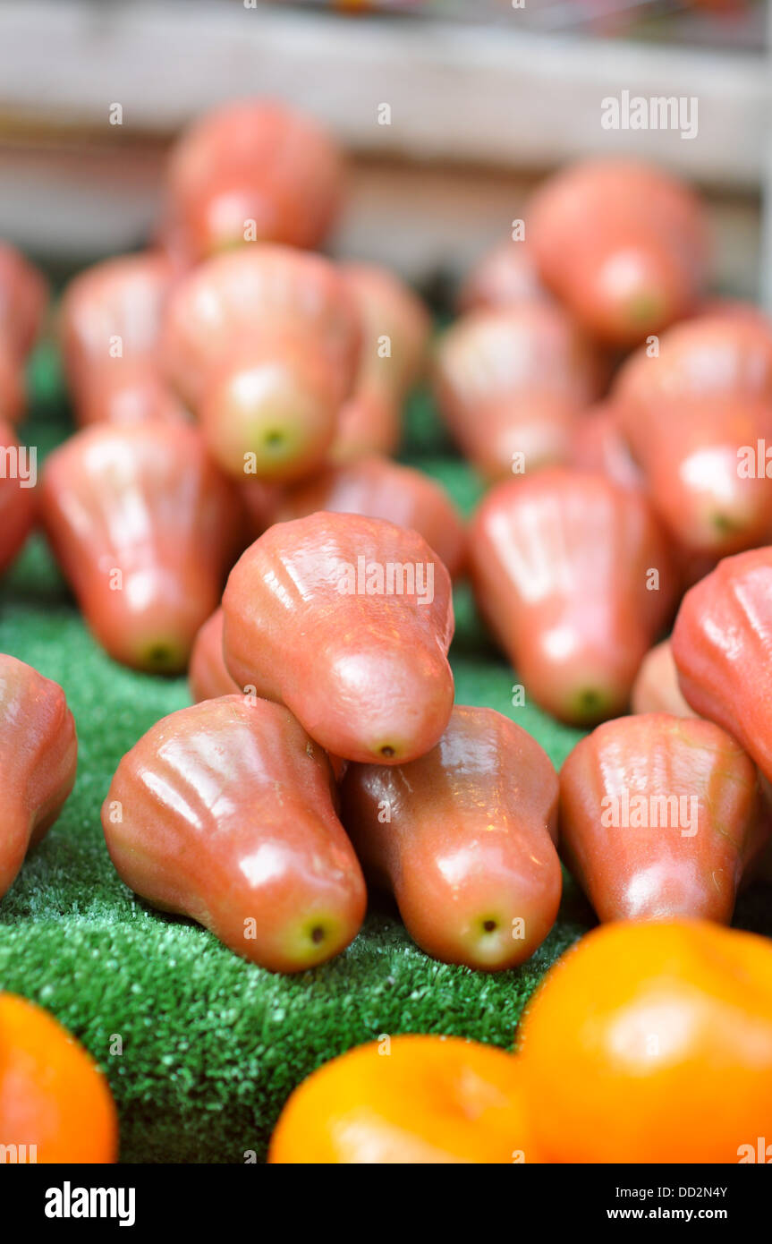 Eine asiatische Frucht verschiedentlich genannt Wachs Apfel, Liebe Apple, Java Apfel, Wasser Apfel, Glocke Obst und Mountain Apple. Stockfoto