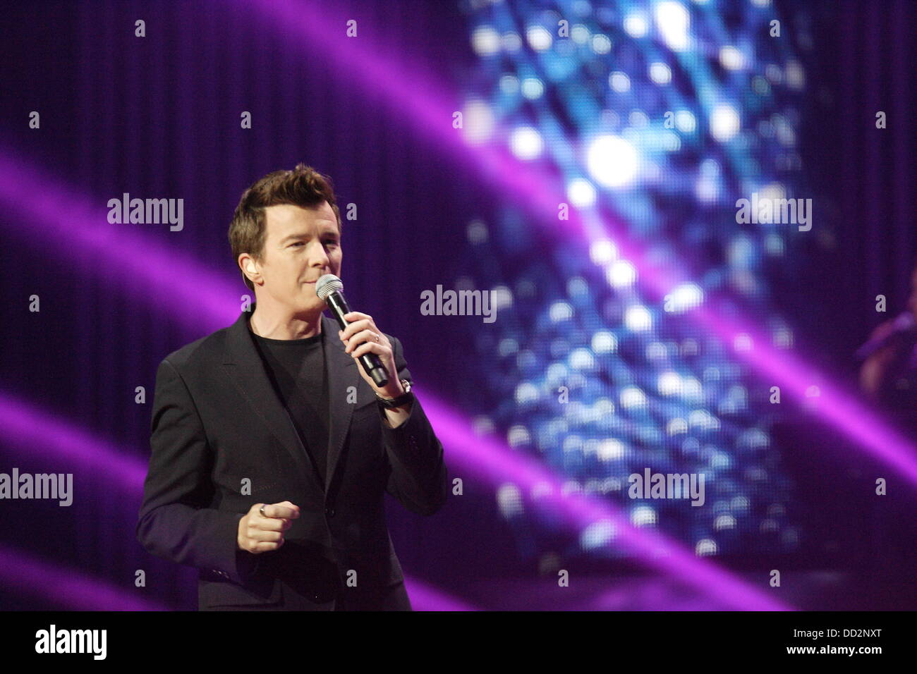 Sopot, Polen 23. August Sopot Top The Top Festival im Wald Oper. Im Bild: Rick Astley führt live auf der Bühne Credit: Michal Fludra/Alamy Live News Stockfoto